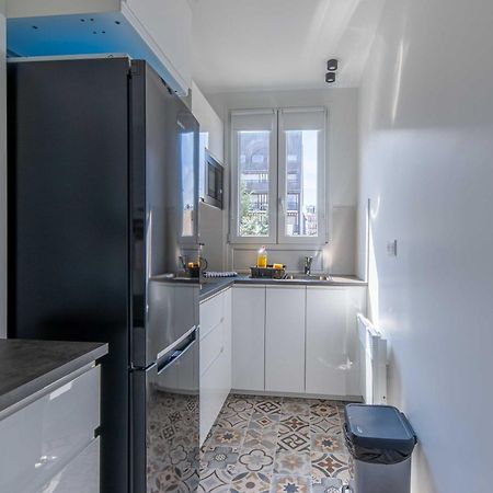 Studio Sleeps 4 With Terrace, 500M Place Morny دوفييل المظهر الخارجي الصورة